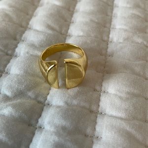 Uncommon James South Ring